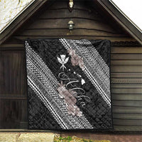 Aloha Hawaii Hibiscus and Plumeria Flowers Quilt Kanaka Maoli Tattoo Polynesian Pattern Gray Color