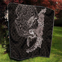 Hawaiian Plumeria and Hibiscus with Turtles Quilt Polynesian Art Grayscale - Polynesian Pride
