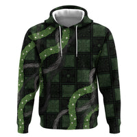 Hawaiian Quilt Hoodie Pele Hair Hinahina Lei Black Version LT05 Pullover Hoodie Black - Polynesian Pride