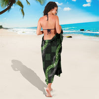 Hawaiian Quilt Sarong Pele Hair Hinahina Lei Black Version