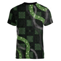 Hawaiian Quilt Women V-Neck T-Shirt Pele Hair Hinahina Lei Black Version
