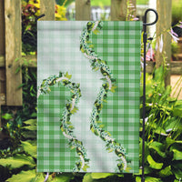 Green Hawaii Palaka Garden Flag Maile Pikake Honohono Orchid Lei LT05 Garden Flag Green - Polynesian Pride