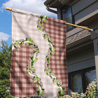 Mocha Hawaii Palaka Garden Flag Maile Pikake Honohono Orchid Lei