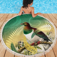 New Zealand Pigeon Kereru Beach Blanket Maori Fern Art Green Gradient - Polynesian Pride