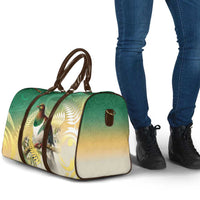 New Zealand Pigeon Kereru Travel Bag Maori Fern Art Green Gradient - Polynesian Pride
