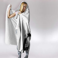 Polynesia Hibiscus Hooded Blanket White Curve Motif - Polynesian Pride