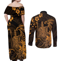 Hawaii King Kamehameha Day Couples Matching Off Shoulder Maxi Dress and Long Sleeve Button Shirt Polynesian Pattern Mix Hibiscus Gold