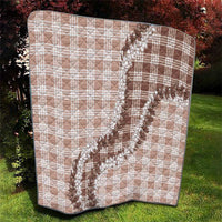 Beige Hawaii Palaka Quilt Hawaiian Honohono Lei