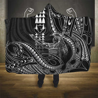 Hawaii King Kamehameha The Great Hooded Blanket Black Tribal Tattoo
