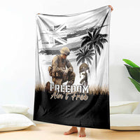Hawaii Veterans Day Blanket Honor The Fallen Flag Grunge Style LT05 - Polynesian Pride