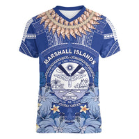 Marshall Islands Jemenei Day Women V-Neck T-Shirt Polynesian Tribal Tattoo Seashell Necklace