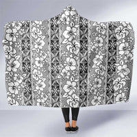Hawaii Vintage Gray Hibiscus Tapa Pattern Hooded Blanket LT05 One Size Gray - Polynesian Pride