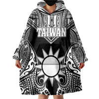 Personalised Taiwan Wearable Blanket Hoodie Austronesian Tribal Tattoo Black - Polynesian Pride