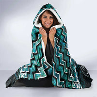 New Zealand Maori Hooded Blanket Poutama Pikorua Turquoise Paua Shell LT05 - Polynesian Pride