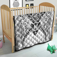 New Zealand Morepork Quilt Maori Pattern White