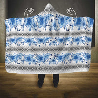 Samoa White Sunday Hooded Blanket Samoan Tapa Blue Hibiscus - Polynesian Pride