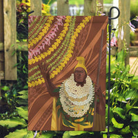 Hawaii King Kamehameha Garden Flag Hawaiian Kakau Pattern With Leis LT05 Garden Flag Brown - Polynesian Pride