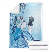 Aotearoa Maori Wahine Blanket Fantail Bird Blue Gold Marble LT05 - Polynesian Pride