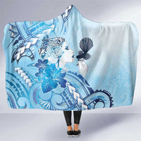 Aotearoa Maori Wahine Hooded Blanket Fantail Bird Blue Gold Marble LT05 One Size Blue - Polynesian Pride