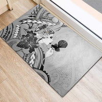 Aotearoa Maori Wahine Rubber Doormat Fantail Bird Black Gold Marble LT05 - Polynesian Pride