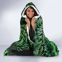 New Zealand Darts Hooded Blanket Maori Koru Dartboard Green Flame LT05 - Polynesian Pride