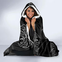 Aloha Hawaii Acacia Koa Leaves Hooded Blanket Black Kakau Tribal Pattern LT05 - Polynesian Pride