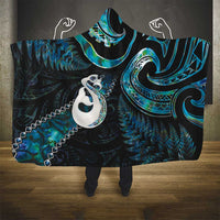 New Zealand Aotearoa Hooded Blanket Maori Manaia Paua Shell Glitter Turquoise LT05 - Polynesian Pride