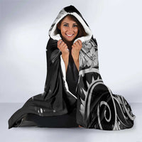 New Zealand Valentine Hooded Blanket Aroha Gray Piwakawaka LT05 - Polynesian Pride