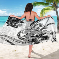 Polynesia Paisley Sarong Mix White Polynesian Pattern