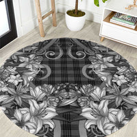 Hawaii Palaka Round Carpet Black Tribal Pattern With Tropical Flowers - Polynesian Pride