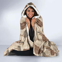 Aloha Hawaii Vintage Kahili Pa'a Lima Hooded Blanket Palaka Print Cozy Beige