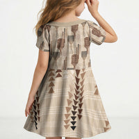 Aloha Hawaii Vintage Kahili Pa'a Lima Kid Short Sleeve Dress Palaka Print Cozy Beige