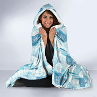 Aloha Hawaii Vintage Kahili Pa'a Lima Hooded Blanket Palaka Print Oceanic Turquoise