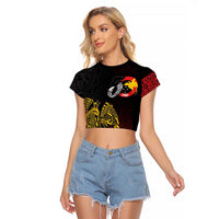 Personalized Papua New Guinea 50th Independence Anniversary Raglan Cropped T Shirt Oro Tapa Mix Plumeria LT7 Female Black - Polynesian Pride