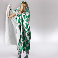 Pounamu Green Maori Hooded Blanket Koru Kowhaiwhai LT7 - Polynesian Pride