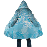 Aotearoa Maori Koru Curves Cloak Silver Ferns - Turquoise LT7 Unisex Turquoise - Polynesian Pride