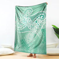 Aotearoa Maori Koru Curves Blanket Silver Ferns - Mint LT7 - Polynesian Pride