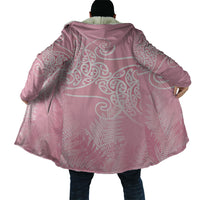 Aotearoa Maori Koru Curves Cloak Silver Ferns - Rose Pink LT7 - Polynesian Pride