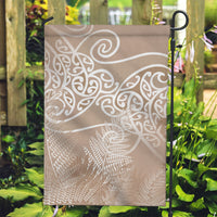 Aotearoa Maori Koru Curves Garden Flag Silver Ferns - Mocha LT7 Garden Flag Beige - Polynesian Pride