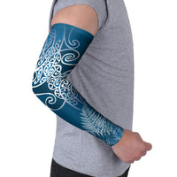 Aotearoa Maori Koru Curves Arm Sleeves Silver Ferns - Navy Blue LT7 - Polynesian Pride