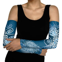 Aotearoa Maori Koru Curves Arm Sleeves Silver Ferns - Navy Blue LT7 - Polynesian Pride