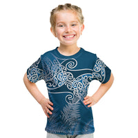 Aotearoa Maori Koru Curves Kid T Shirt Silver Ferns - Navy Blue LT7 Navy Blue - Polynesian Pride