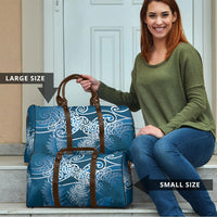 Aotearoa Maori Koru Curves Travel Bag Silver Ferns - Navy Blue LT7 - Polynesian Pride
