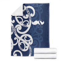 New Zealand Maori Mo Bros Blanket Blue Ribbon With Koru Kowhaiwhai - Polynesian Pride
