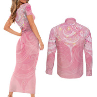 Breast Cancer Awareness Maori Aotearoa Couples Matching Short Sleeve Bodycon Dress and Long Sleeve Button Shirt Manta Ray - Pink Glaze LT7 - Polynesian Pride