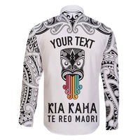 personalised-kia-kaha-te-reo-maori-family-matching-short-sleeve-bodycon-dress-and-hawaiian-shirt-hei-tiki-mix-koru-white