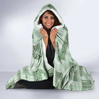 Hawaiian Quilt Tapa On Pastel Mint Palaka Motifs Hooded Blanket LT7 - Polynesian Pride