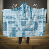 Hawaiian Quilt Tapa On Cold Blue Palaka Motifs Hooded Blanket LT7 - Polynesian Pride