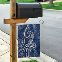 Polynesia Plumeria Lei Garden Flag Navy Blue Curves Motif