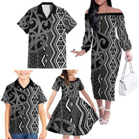 Maori Taniko Patterns Family Matching Off The Shoulder Long Sleeve Dress and Hawaiian Shirt Black Patiki Motifs Mix Whakairo Ngaru